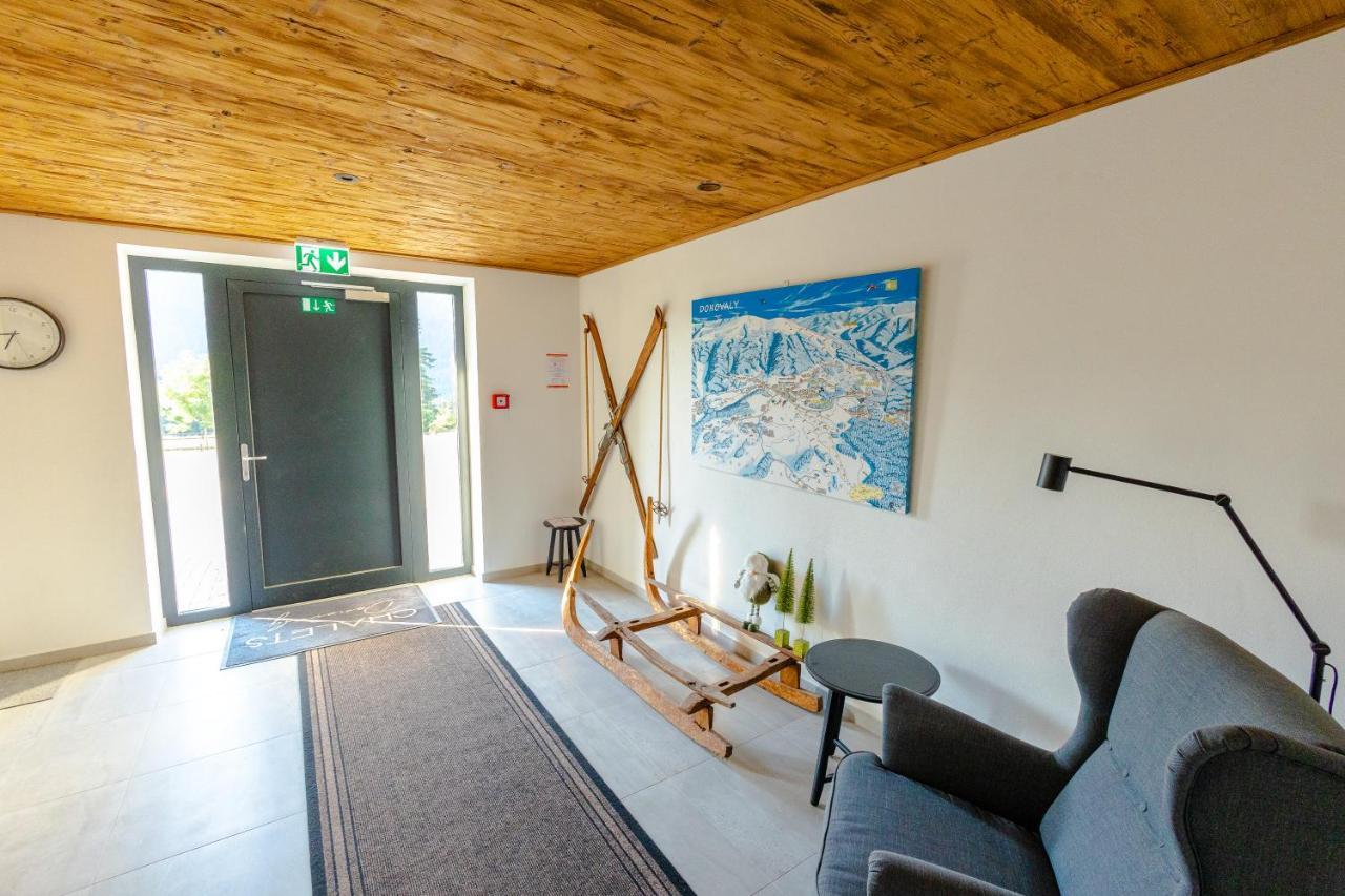 Hillhome Apartment & Sauna Dóval Kültér fotó